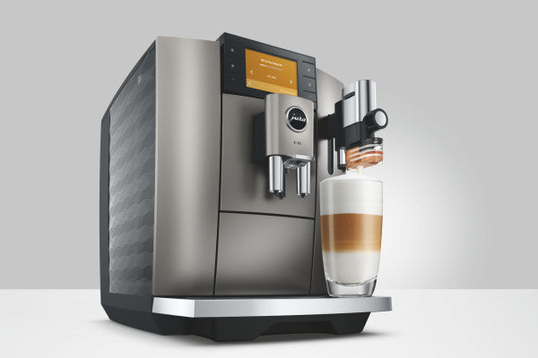E8 Midnight Silver (ED) Kaffeevollautomat